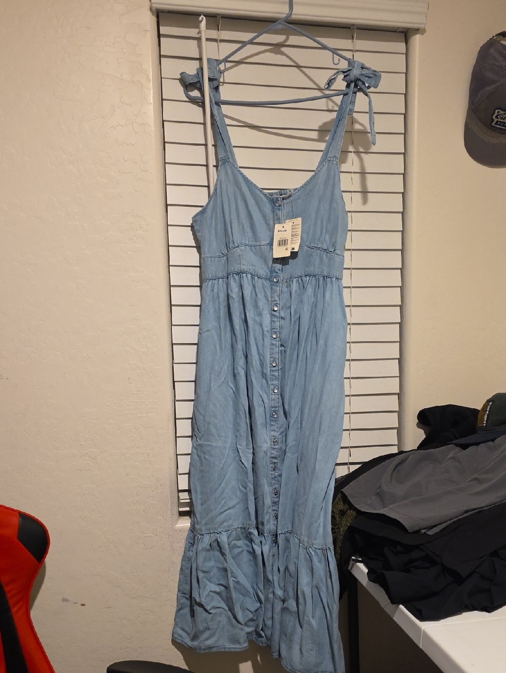 Levi's Light Blue Tie-Shoulder Button-Front Maxi Dress